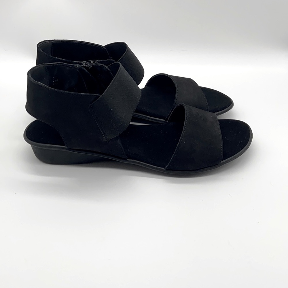 LAST CHANCE Sesto Meucci “Elki” Demi-Wedge Comfort Sandal 7.5B